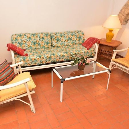 Agriturismo Tenuta Vallelunga Guasticce Buitenkant foto
