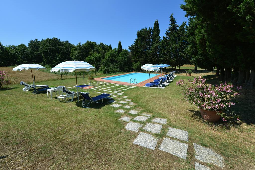 Agriturismo Tenuta Vallelunga Guasticce Buitenkant foto