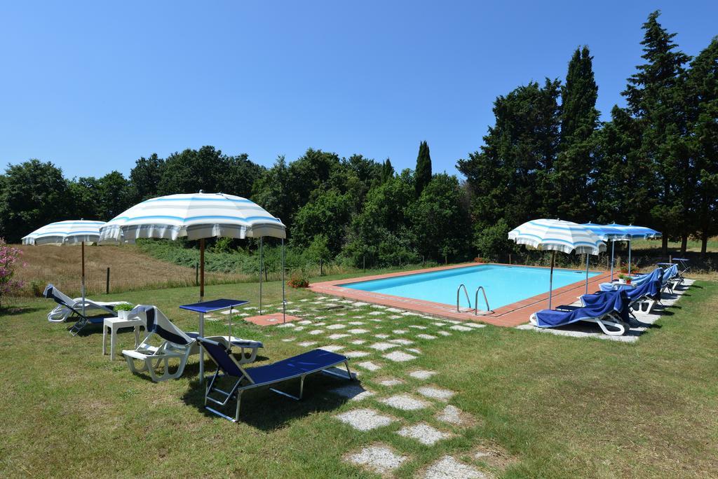 Agriturismo Tenuta Vallelunga Guasticce Buitenkant foto