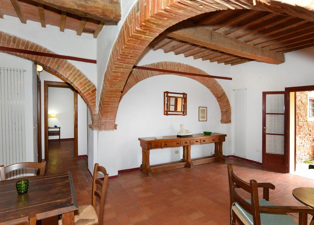 Agriturismo Tenuta Vallelunga Guasticce Buitenkant foto